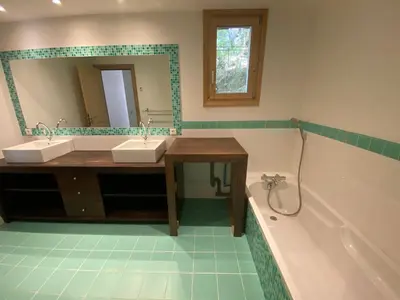 Salle de bains dans l'établissement Casa Vitale Villard du Planay