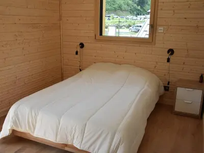 Un ou plusieurs lits dans un hébergement de l'établissement Chalet moderne à Pralognan, proche centre - FR-1-464-188