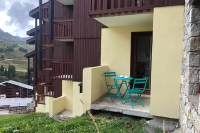 Vue générale sur la montagne ou vue sur la montagne depuis l'appartement
