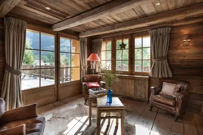 Coin salon dans l'établissement Chalet Ruitor, chalet 500 m2 luxueux de caractère