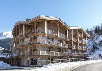 Vue générale sur la montagne ou vue sur la montagne depuis l'appartement