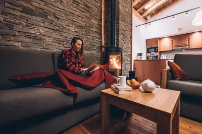 Coin salon dans l'établissement Les Balcons Platinium Val Cenis