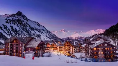 Vue générale sur la montagne ou vue sur la montagne depuis l'appartement