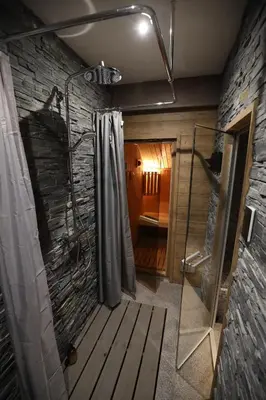 Salle de bains dans l'établissement Chalet Artemisia Vallandry Paradiski
