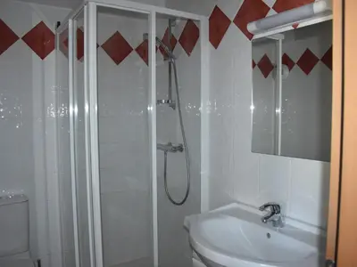 Salle de bains dans l'établissement Studio/mezzanine confortable près de la patinoire - FR-1-464-192