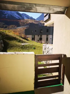 Vue générale sur la montagne ou vue sur la montagne depuis l'appartement