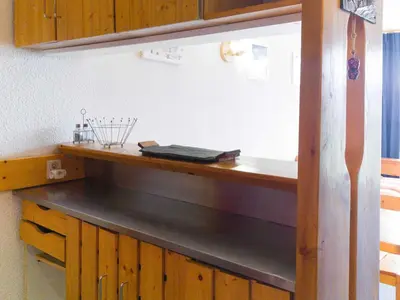 Cuisine ou kitchenette dans l'établissement Appartement 2 pièces pour 6 pers. aux Arcs 1800, balcon exposé Ouest - FR-1-411-720