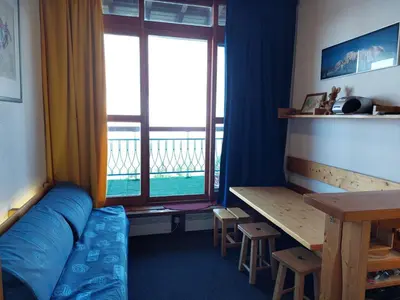 Coin salon dans l'établissement Duplex 6 pers. avec Wifi et animaux admis, vue Mont-Blanc - FR-1-411-731
