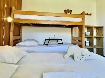 Un ou plusieurs lits dans un hébergement de l'établissement Beau 2 Pièces rénové, balcon, proche pistes, 4 pers - FR-1-411-727