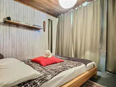 Un ou plusieurs lits dans un hébergement de l'établissement Appartement 2 pièces, 4 personnes, proche pistes, animaux acceptés - FR-1-411-775