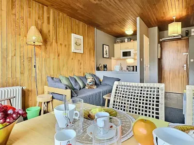 Cuisine ou kitchenette dans l'établissement Appartement 2 pièces, 4 personnes, proche pistes, animaux acceptés - FR-1-411-775