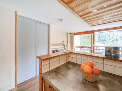Cuisine ou kitchenette dans l'établissement Studio Palafour - Le Lac-4 by Interhome