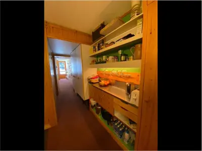 Cuisine ou kitchenette dans l'établissement Appartement 3 pièces, 8 pers, skis aux pieds - Arc 1800 - FR-1-411-822