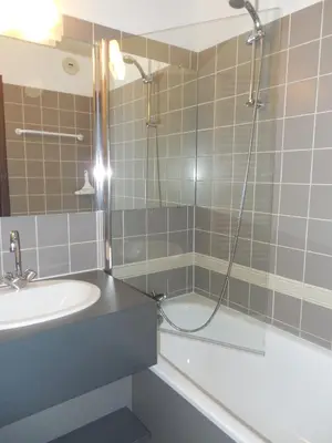 Salle de bains dans l'établissement Belle Plagne 2 Dim Dim Appart 6pers