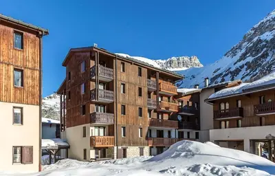 Vue générale sur la montagne ou vue sur la montagne depuis l'appartement
