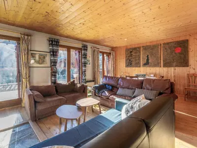 Coin salon dans l'établissement Appartement familial à Val-d'Isère - 5 personnes - WIFI - FR-1-519-33