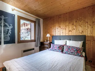 Un ou plusieurs lits dans un hébergement de l'établissement Appartement familial à Val-d'Isère - 5 personnes - WIFI - FR-1-519-33