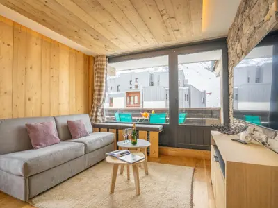 Coin salon dans l'établissement Apartment Les Grandes Platières - Val Claret-28 by Interhome