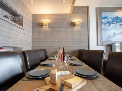 Coin salon dans l'établissement Apartment Rond Point des Pistes - Val Claret-17 by Interhome