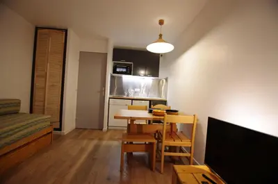 Cuisine ou kitchenette dans l'établissement Résidence Home Club 2 - Plusieurs studios disponibles pour vos séjours en famille ou entre amis MAE-2744