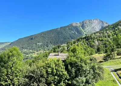 Paysage naturel près de le chalet