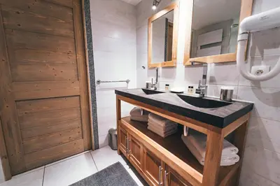 Cuisine ou kitchenette dans l'établissement Appartement Orion by ExplorHome