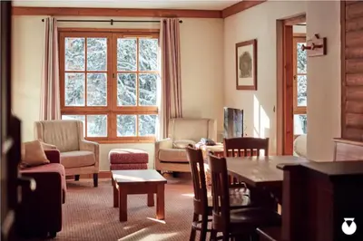 Coin salon dans l'établissement Tartiflat, Arc1950, 2 bed, Ski in Ski out, Arc 1950