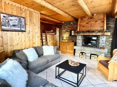 Cuisine ou kitchenette dans l'établissement Chalet Les Cocales - Séjour et Nuitées - Appartement Pin Sylvestre
