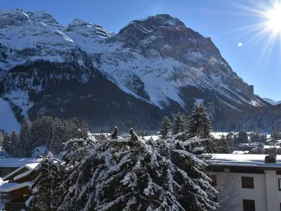 Vue générale sur la montagne ou vue sur la montagne depuis l'appartement