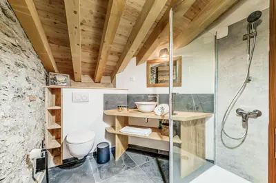 Plan de l'établissement Chalet Lo Soli - Chalet au charme rustique pour 12 personnes MAE-6974