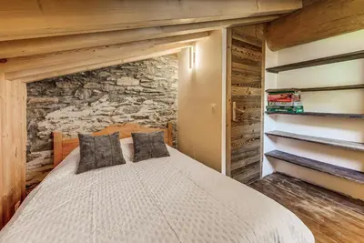 Plan de l'établissement Chalet Lo Soli - Chalet au charme rustique pour 12 personnes MAE-6974