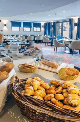 Nourriture dans l'hôtel ou à proximité