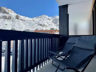 Vue générale sur la montagne ou vue sur la montagne depuis l'appartement