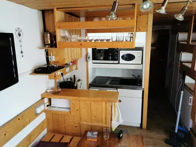 Cuisine ou kitchenette dans l'établissement Résidences quartier Charmettoger - maeva Home - 2 Pièces 6 Personnes Budget MAE-3507