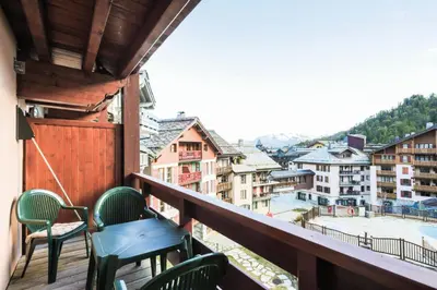Vue générale sur la montagne ou vue sur la montagne depuis l'appartement