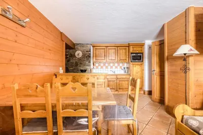 Cuisine ou kitchenette dans l'établissement Résidence Les Alpages de Chantel - maeva Home - Appartement 2 pièces 6 personnes - Sélection MAE-6909