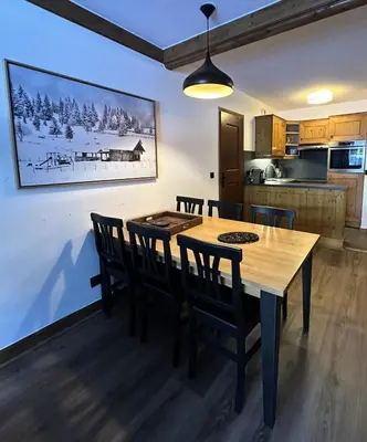Cuisine ou kitchenette dans l'établissement Résidence Les Arcs 1950 Le Village - maeva Home - Appartement 3 pièces 6 personnes - Prestige MAE-5494