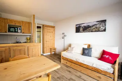 Cuisine ou kitchenette dans l'établissement Résidences quartier Charmettoger - maeva Home - Appartement 2 Pièces 5 Personnes - Sélection MAE-9614