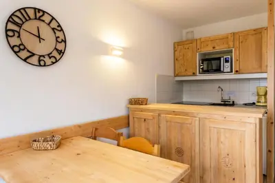 Cuisine ou kitchenette dans l'établissement Résidences quartier Charmettoger - maeva Home - Appartement 2 Pièces 5 Personnes - Sélection MAE-9614