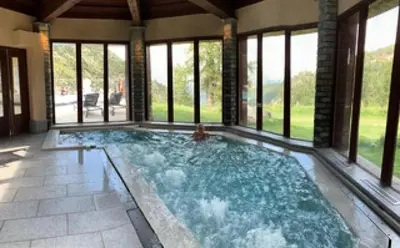 Piscine de l'établissement Résidence Les Arcs 1950 Le Village - maeva Home - 3 pièces 6 personnes Sélection - Manoir de Savoie MAE-8121 ou située à proximité