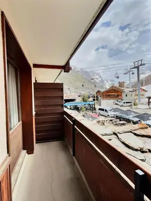 Vue générale sur la montagne ou vue sur la montagne depuis l'appartement