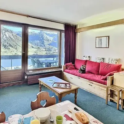 Résidence Le Bec Rouge - Studio 4 personnes à Tignes ski aux pieds et proche des commerces dans le quartier du Lac. Vue imprenable sur le Lac. MAE-2118