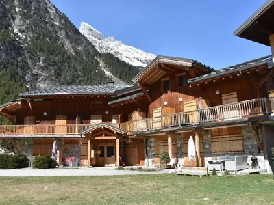 Vue générale sur la montagne ou vue sur la montagne depuis l'appartement