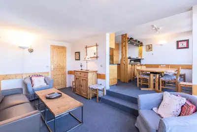 Coin salon dans l'établissement Résidence Aiguille Grive Bat Iii - Très beau duplex de 4 pièces pour 8 personnes, skis aux pieds, dans le village de Charmettoger à Arc 1800 MAE-1665