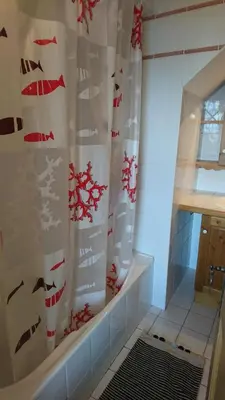 Salle de bains dans l'établissement Résidence Chantel - Charmant duplex de 4 pièces dans une résidence au pied des pistes dans le quartier du Chantel. MAE-1678