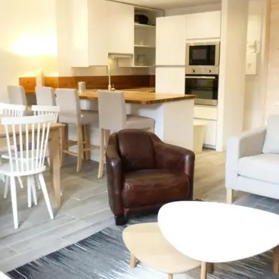 Résidence Aiguille Des Glaciers - Appartement 4 pièces entièrement rénové pour 8 personnes au coeur de la station d'Arc 1800 dans le village des Villards MAE-1871