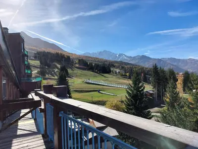 Vue générale sur la montagne ou vue sur la montagne depuis l'appartement