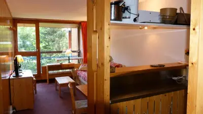 Cuisine ou kitchenette dans l'établissement Résidence Nova - Appartement 2 pièces 6 personnes proche des pistes, des commerces, de la garderie et de l'ESF au centre de la station d’Arc 1800 MAE-2029