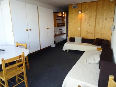 Cuisine ou kitchenette dans l'établissement Résidence Bellecote - Appartement 2 pièces 5 personnes au centre de la station d'Arc 1800, pied des pistes et proche des commerces dans le village du MAE-2067