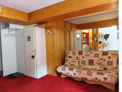 Coin salon dans l'établissement Résidence Tournavelles - Bel appartement 2 pièces 5 personnes au pied des pistes et des commerces, proche de l'ESF et de la garderie dans le village des MAE-2068